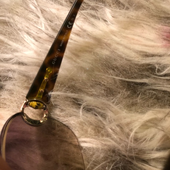 Authentic Gucci sunglasses - Picture 5 of 8